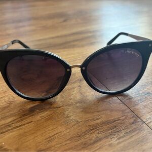 Steve Madden Black Cat-Eye Sunglasses